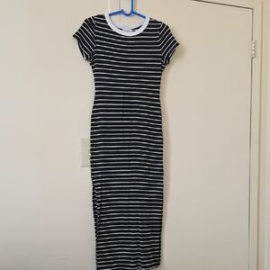 Striped Black and White Short-Sleeve Maxi Dress